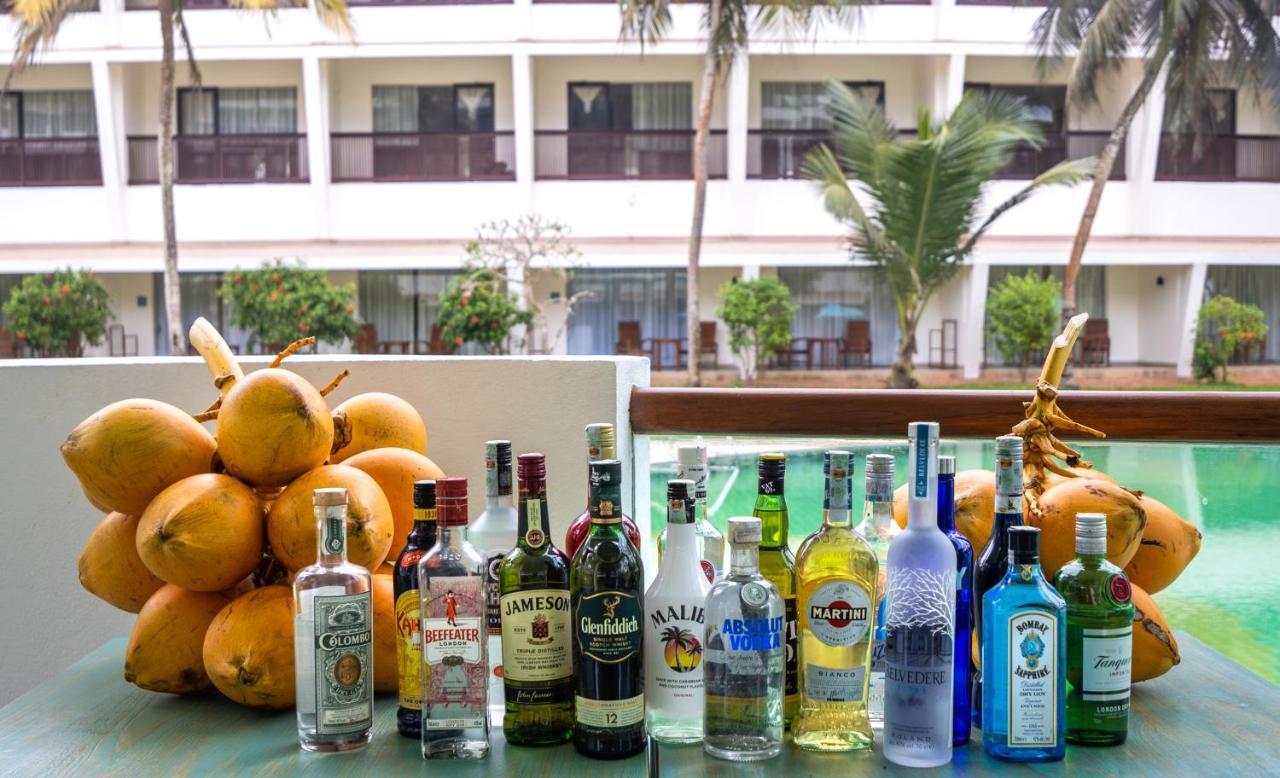 Occidental Eden Beruwala Hotel เบนโตตา ภายนอก รูปภาพ