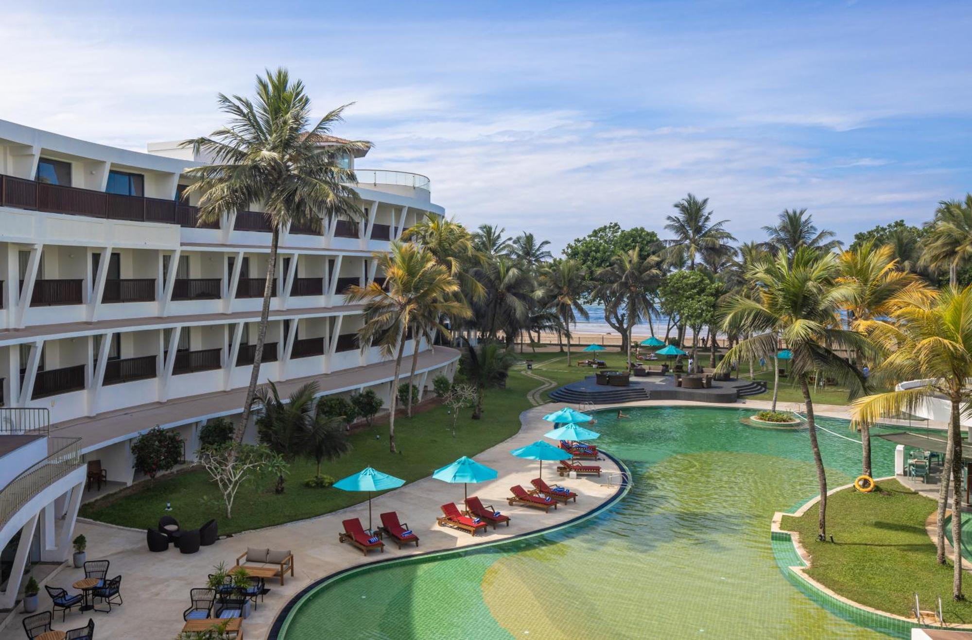 Occidental Eden Beruwala Hotel เบนโตตา ภายนอก รูปภาพ