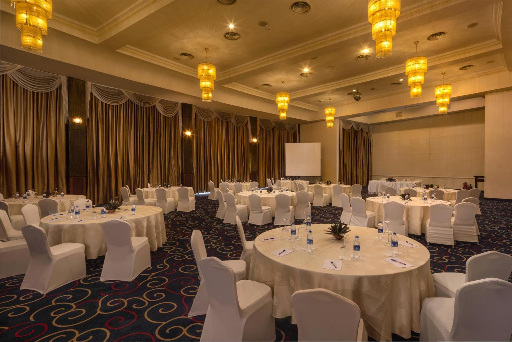 Occidental Eden Beruwala Hotel เบนโตตา ภายนอก รูปภาพ
